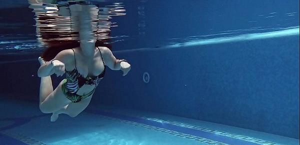  Diana Rius hot Spanish babe underwater